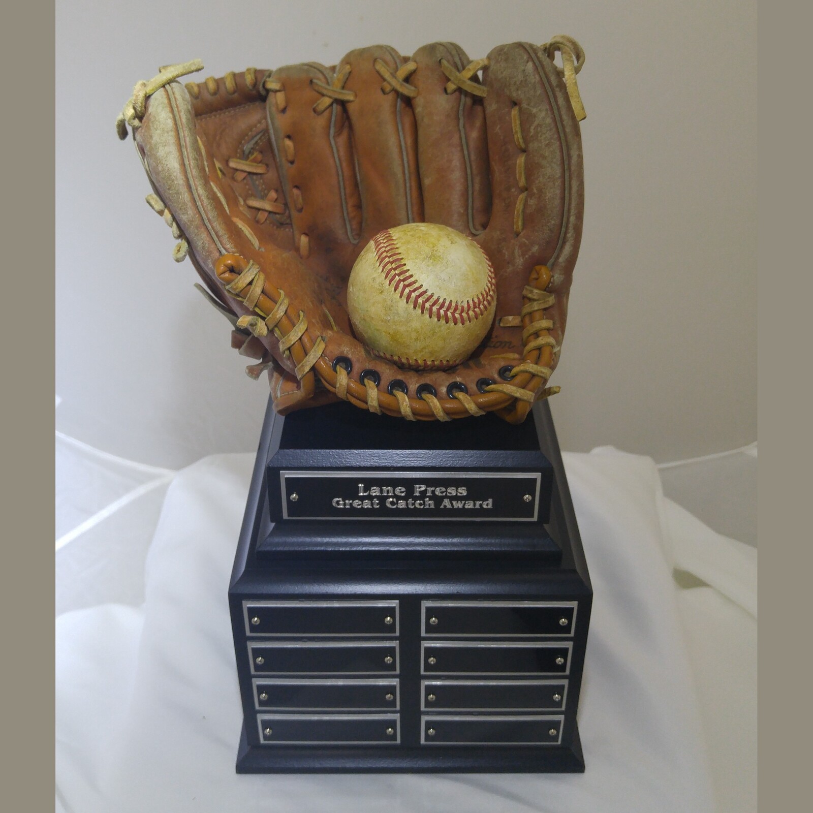 Custom Baseball Glove Trophy — Vermont Awards & Engraving